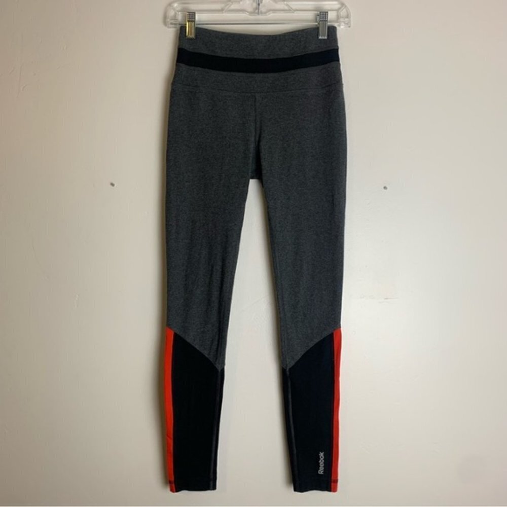 Reebok Gray & Black Colorblock Leggings